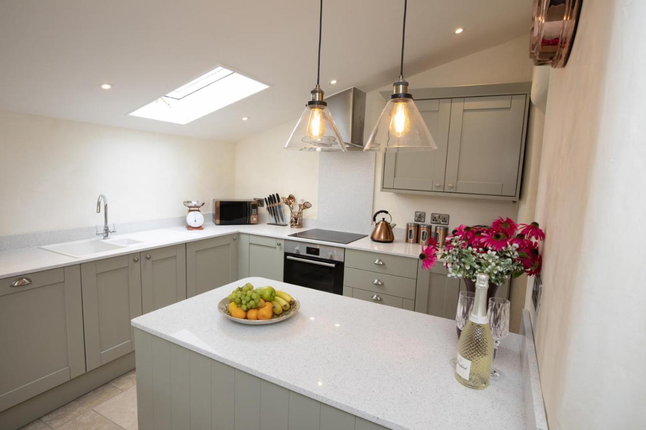 Thirley Cotes Farm Cottages Scarborough Eksteriør bilde
