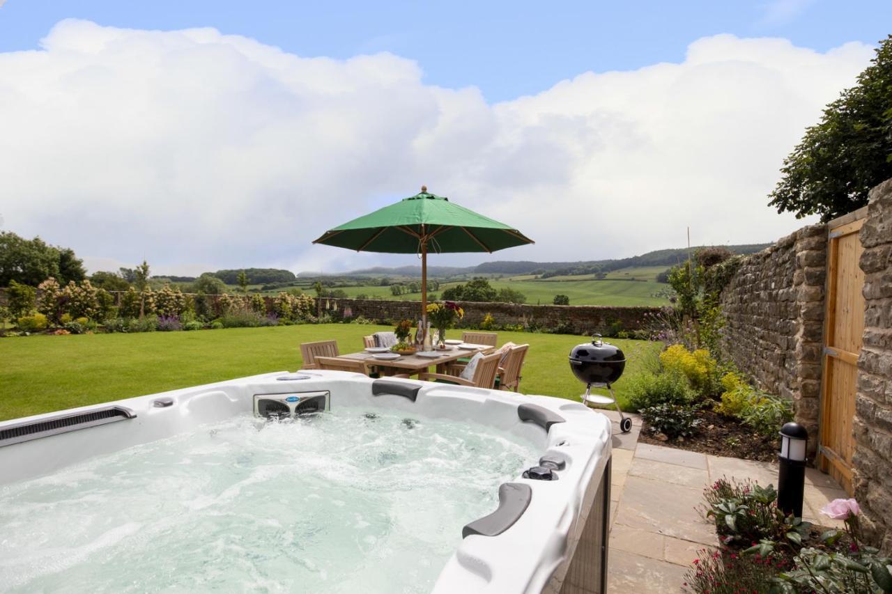 Thirley Cotes Farm Cottages Scarborough Eksteriør bilde