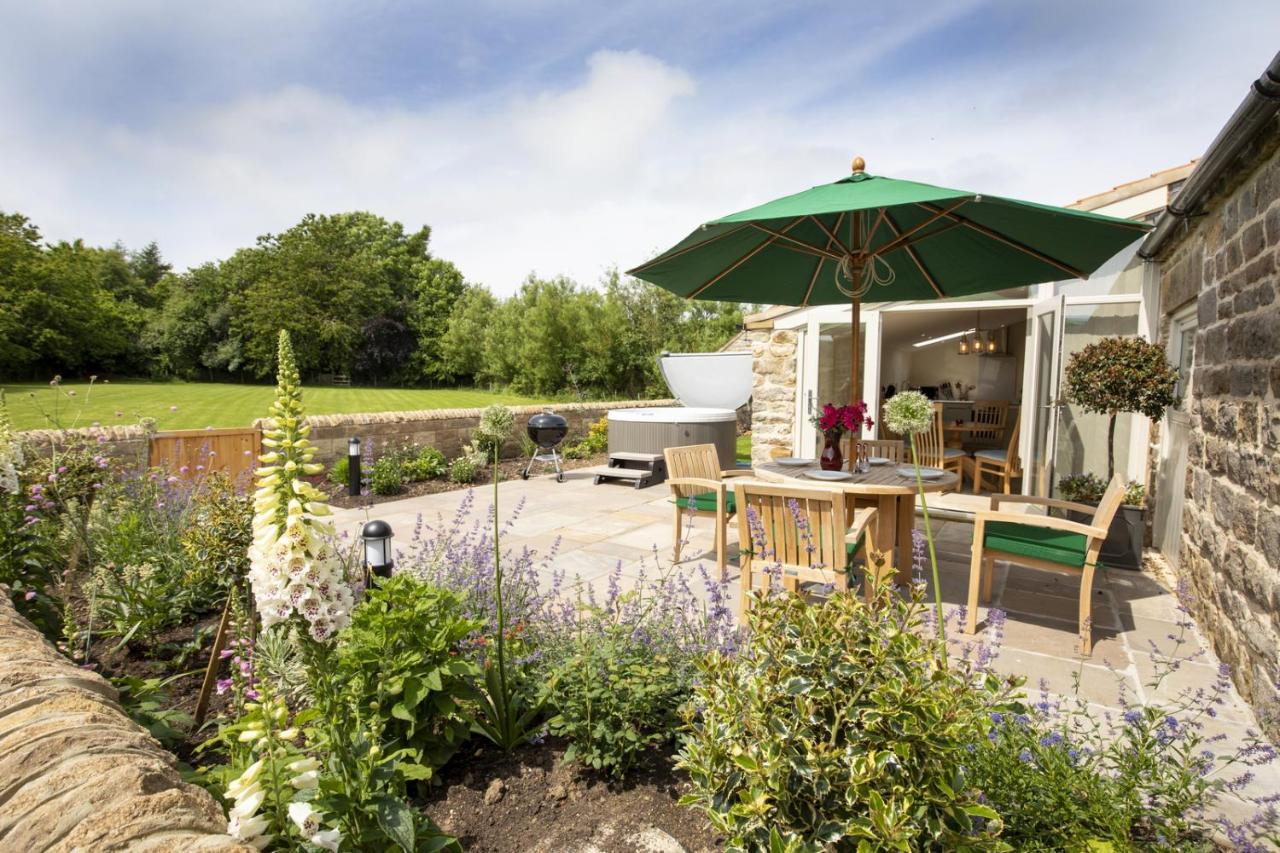 Thirley Cotes Farm Cottages Scarborough Eksteriør bilde