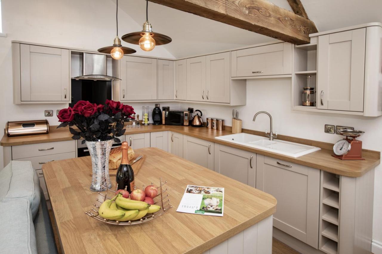 Thirley Cotes Farm Cottages Scarborough Eksteriør bilde